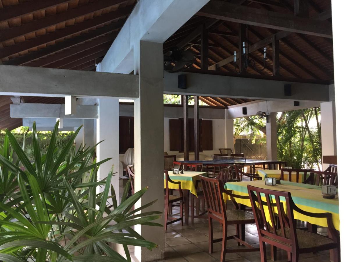 Hotel Sunflower Kataragama Exterior photo